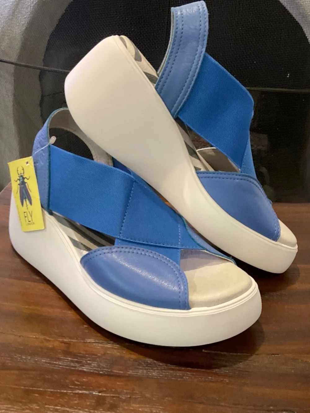 Fly London Daif Platform Wedge Sandal Leather Blue size EU37 / US 6.5